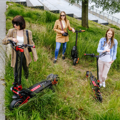 30 vs 40 MPH Electric Scooters – Speed, Range & Safety Guide